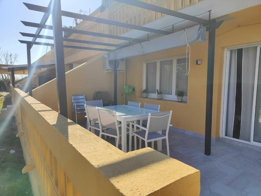 Superbe Appartement Terrasse Entierement Renove Au Bord De L'Ebre Deltebre Eksteriør bilde
